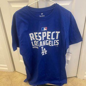 La Dodger Postseason T Shirt Size